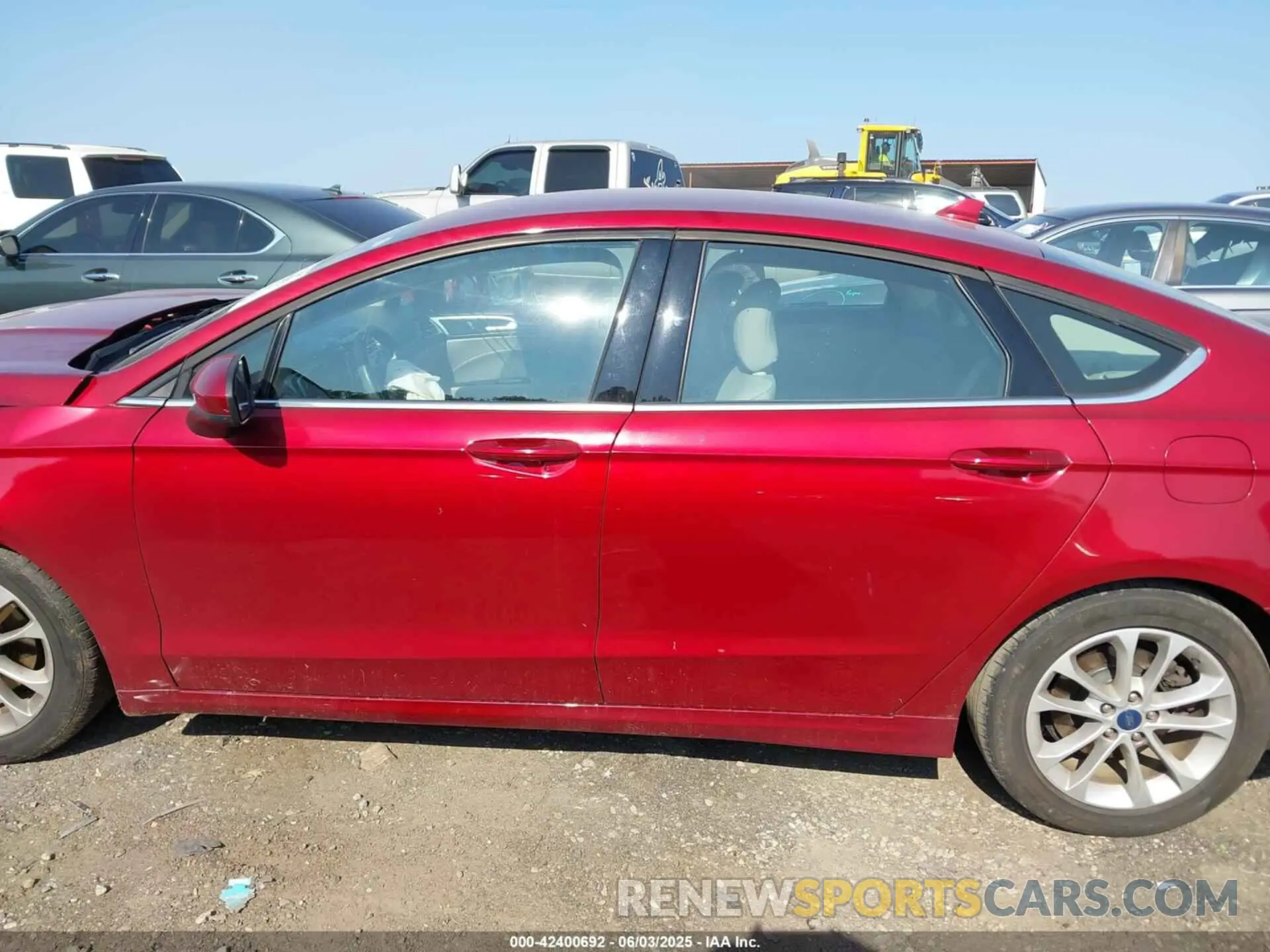 13 Photograph of a damaged car 3FA6P0HD1KR159485 FORD FUSION 2019