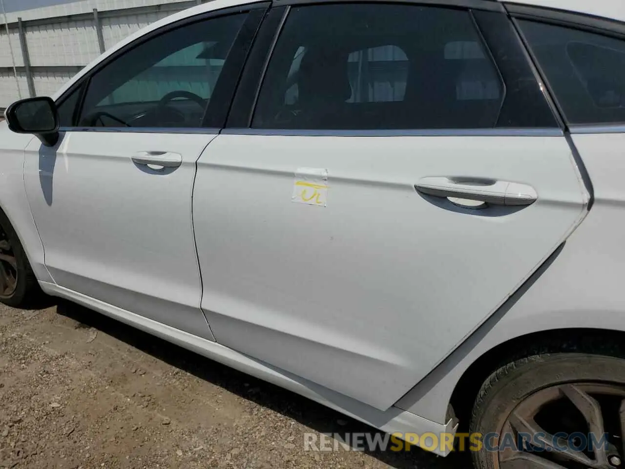 12 Photograph of a damaged car 3FA6P0HD1KR170700 FORD FUSION 2019
