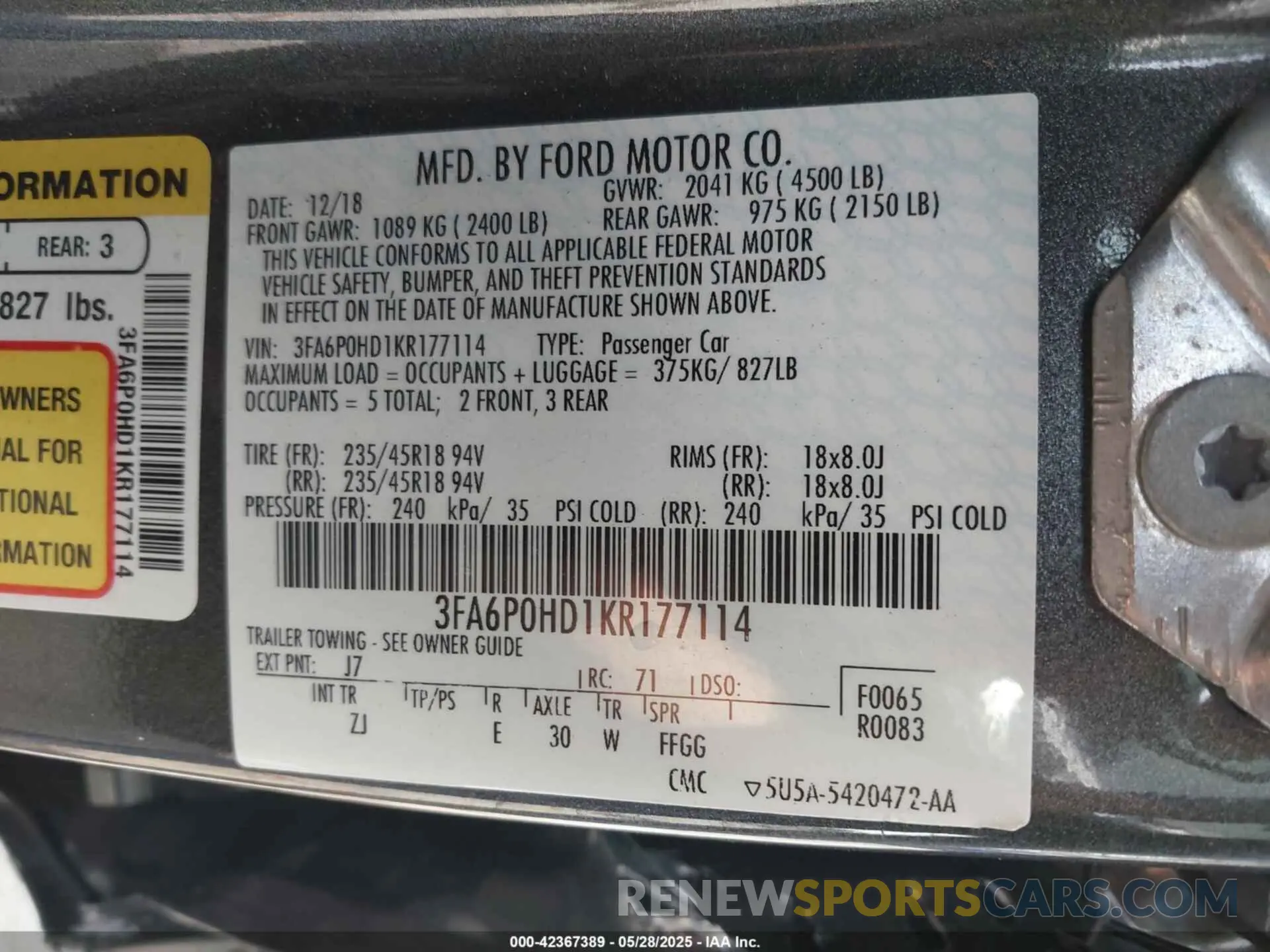 9 Photograph of a damaged car 3FA6P0HD1KR177114 FORD FUSION 2019