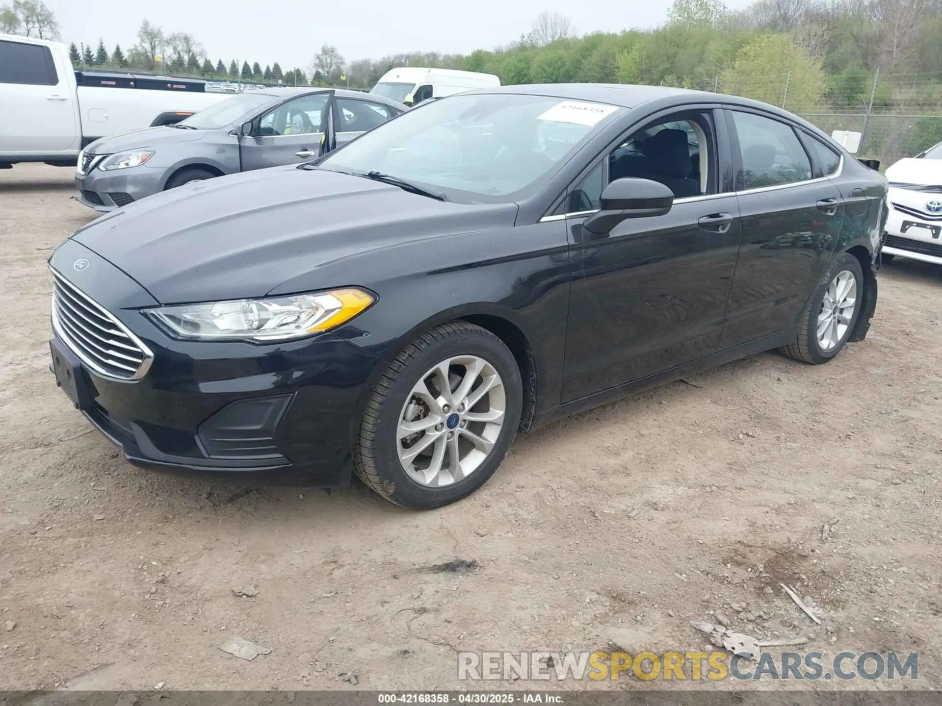2 Photograph of a damaged car 3FA6P0HD1KR195421 FORD FUSION 2019