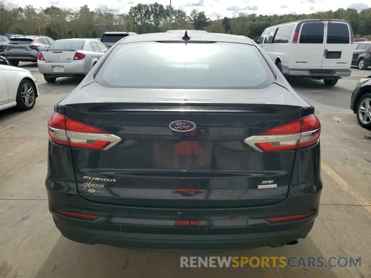 6 Photograph of a damaged car 3FA6P0HD1KR196066 FORD FUSION 2019
