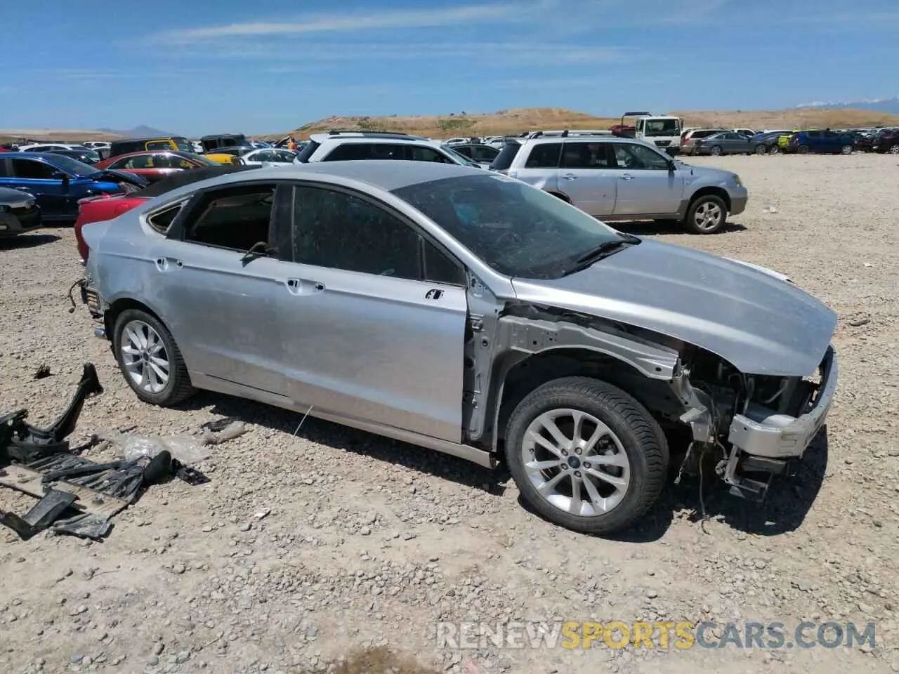 5 Photograph of a damaged car 3FA6P0HD1KR239448 FORD FUSION 2019