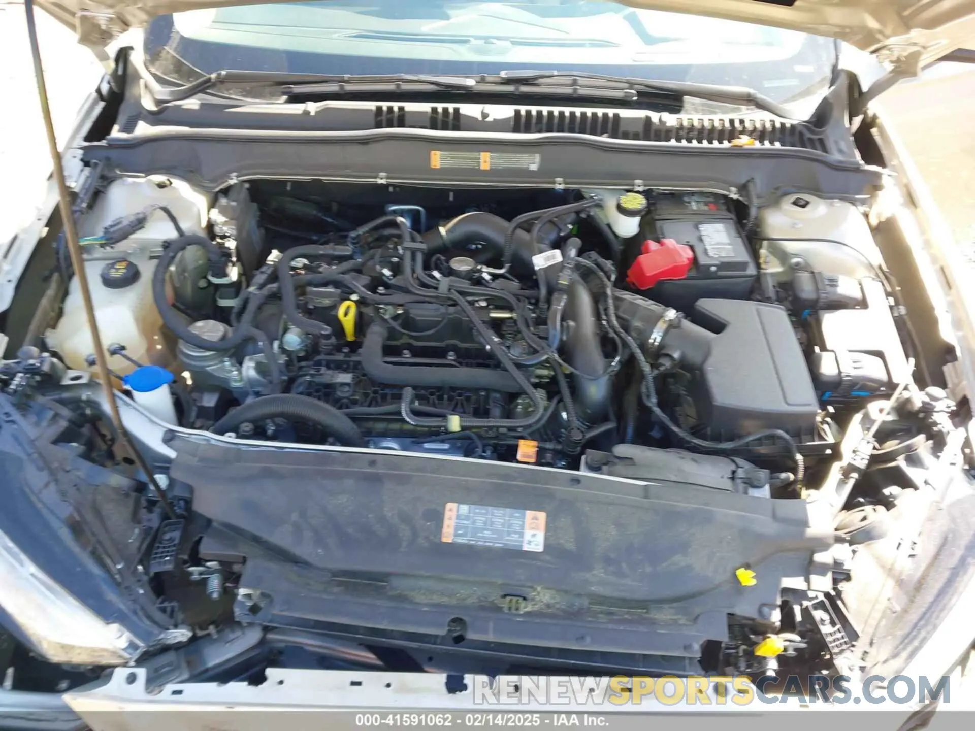 10 Photograph of a damaged car 3FA6P0HD1KR267041 FORD FUSION 2019