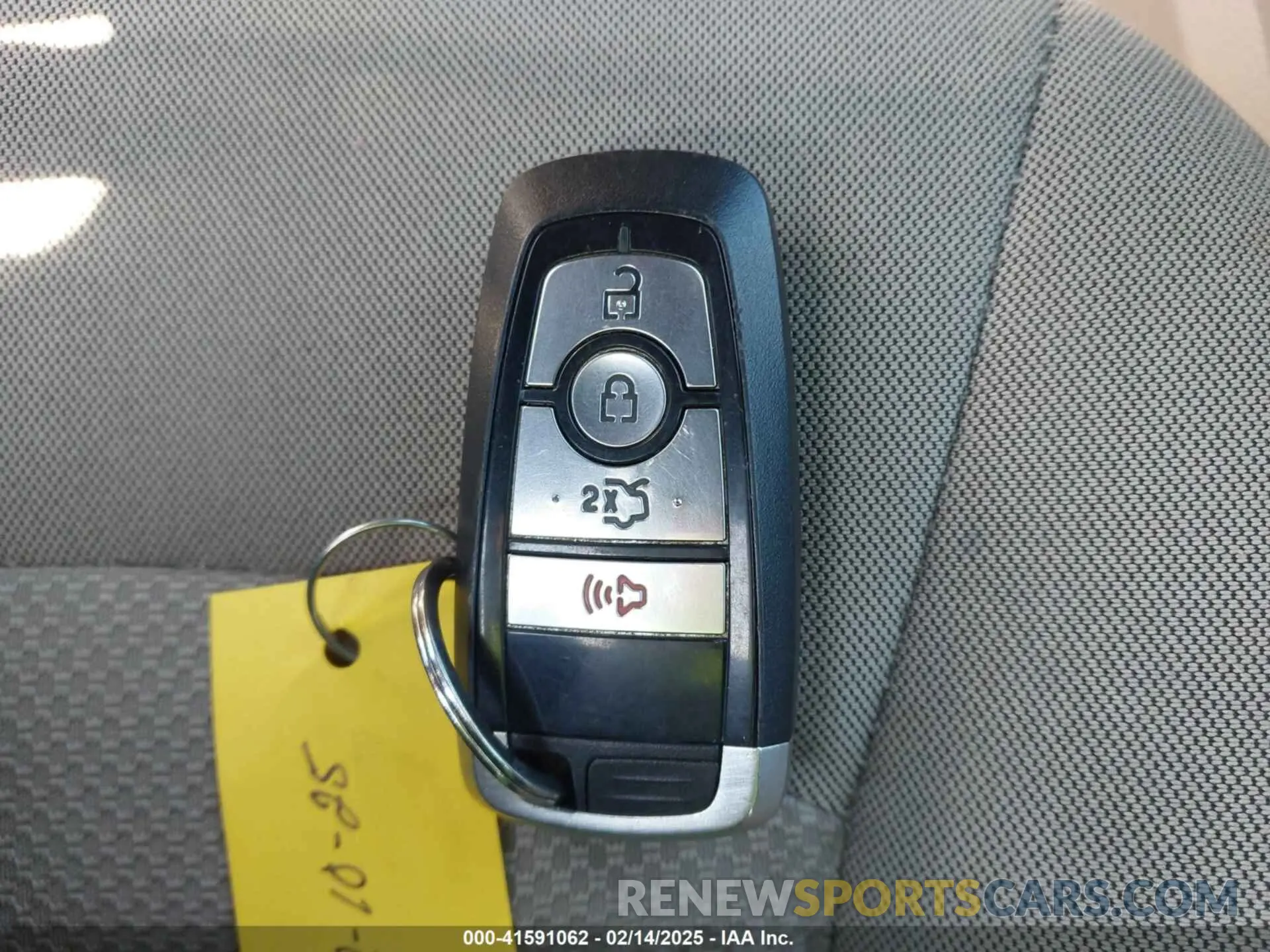 11 Photograph of a damaged car 3FA6P0HD1KR267041 FORD FUSION 2019