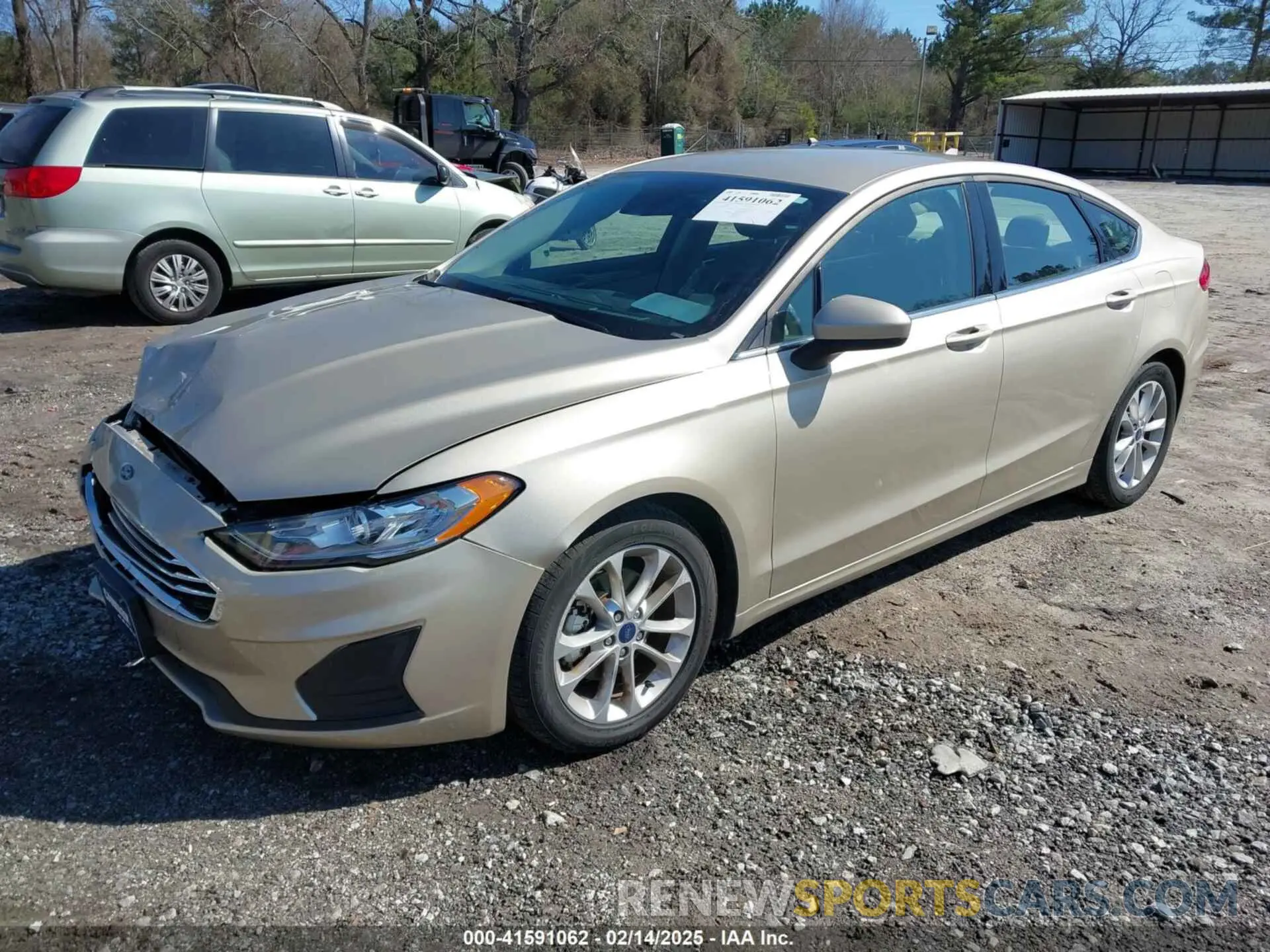 2 Photograph of a damaged car 3FA6P0HD1KR267041 FORD FUSION 2019