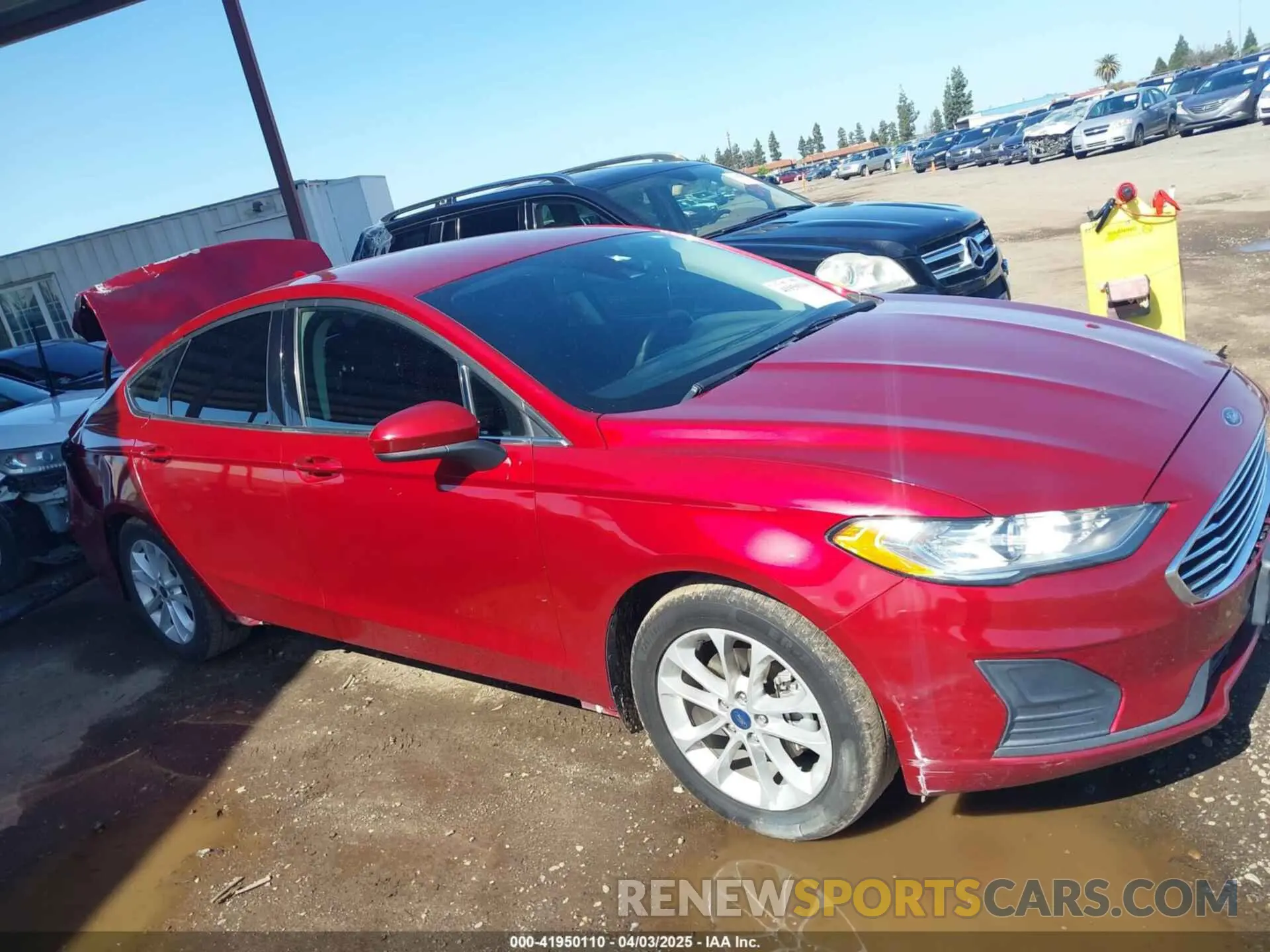 14 Photograph of a damaged car 3FA6P0HD2KR135468 FORD FUSION 2019