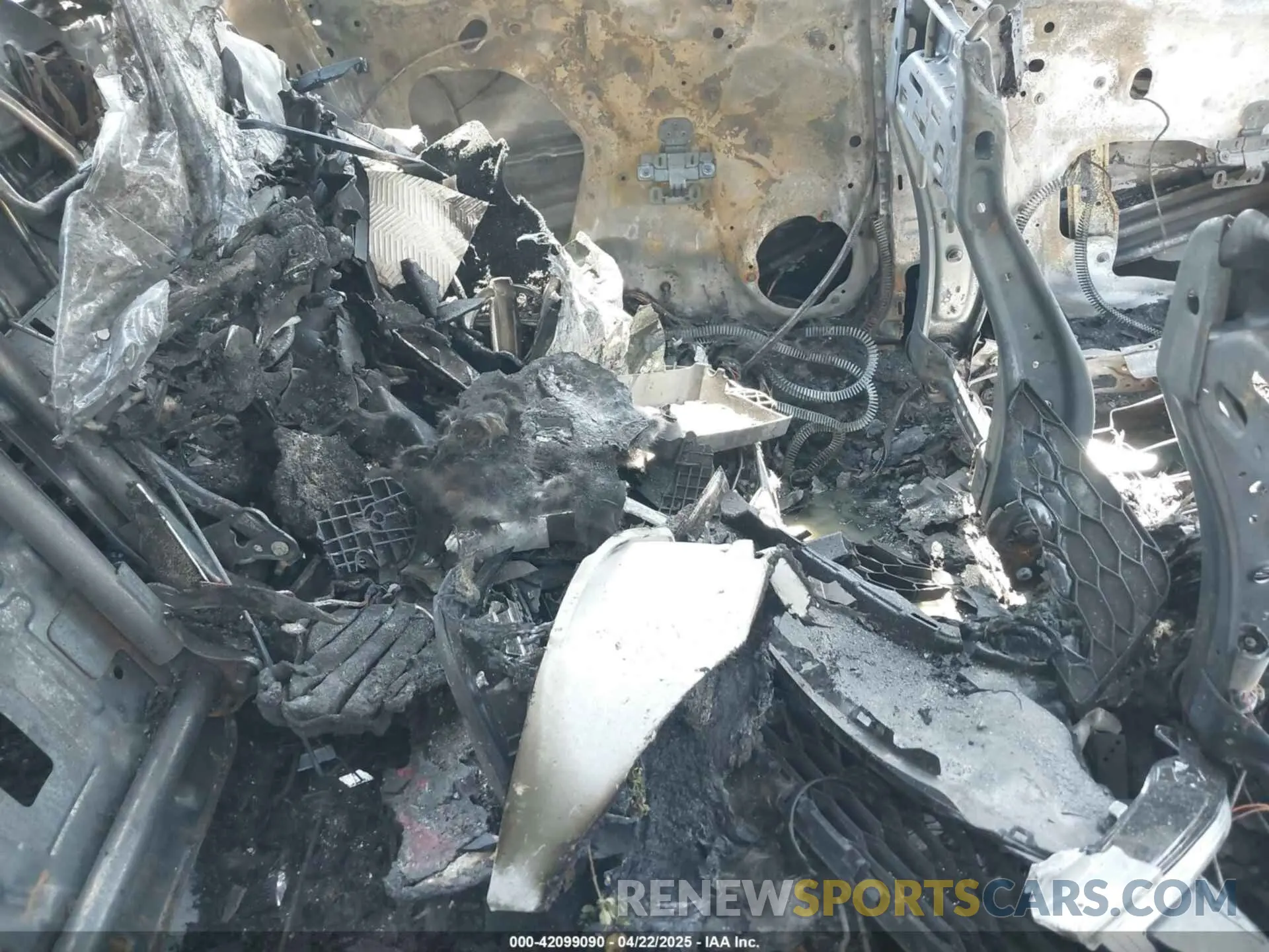 8 Photograph of a damaged car 3FA6P0HD2KR151184 FORD FUSION 2019