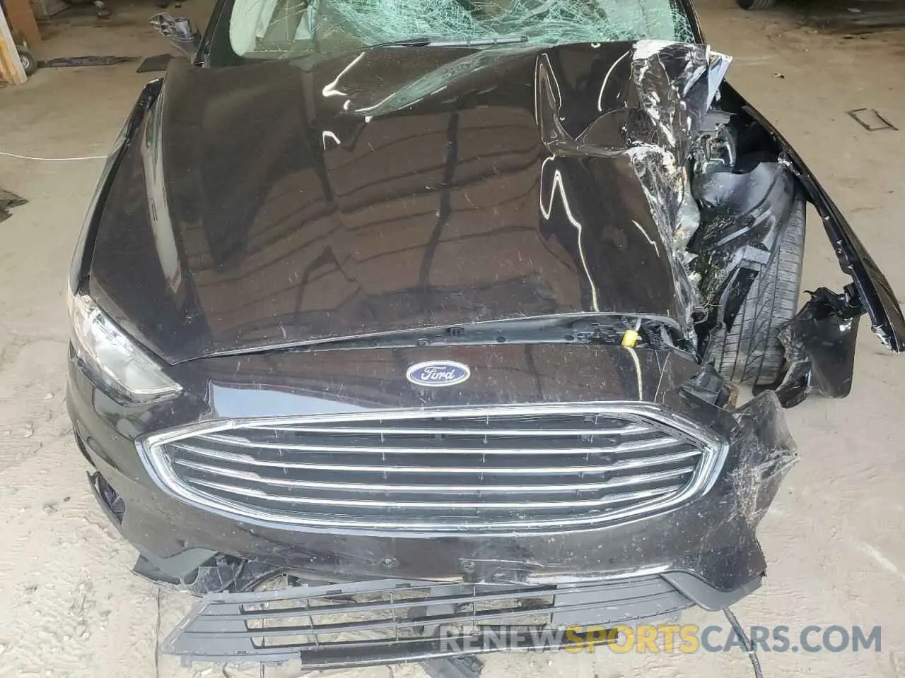11 Photograph of a damaged car 3FA6P0HD2KR173606 FORD FUSION 2019