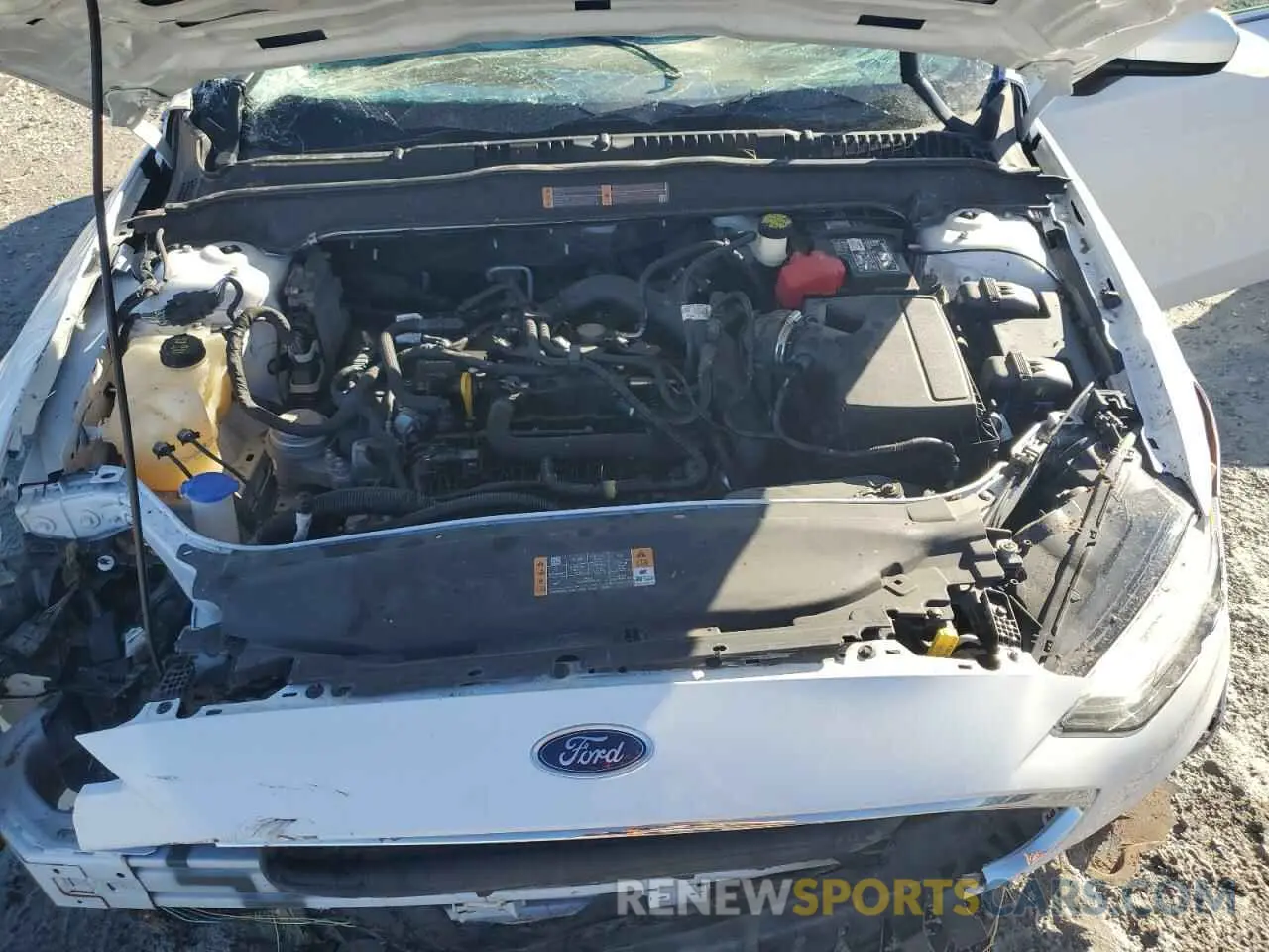 11 Photograph of a damaged car 3FA6P0HD2KR215417 FORD FUSION 2019