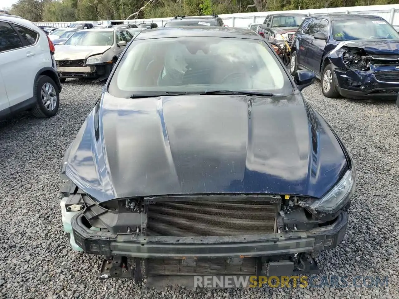 5 Photograph of a damaged car 3FA6P0HD2KR229530 FORD FUSION 2019