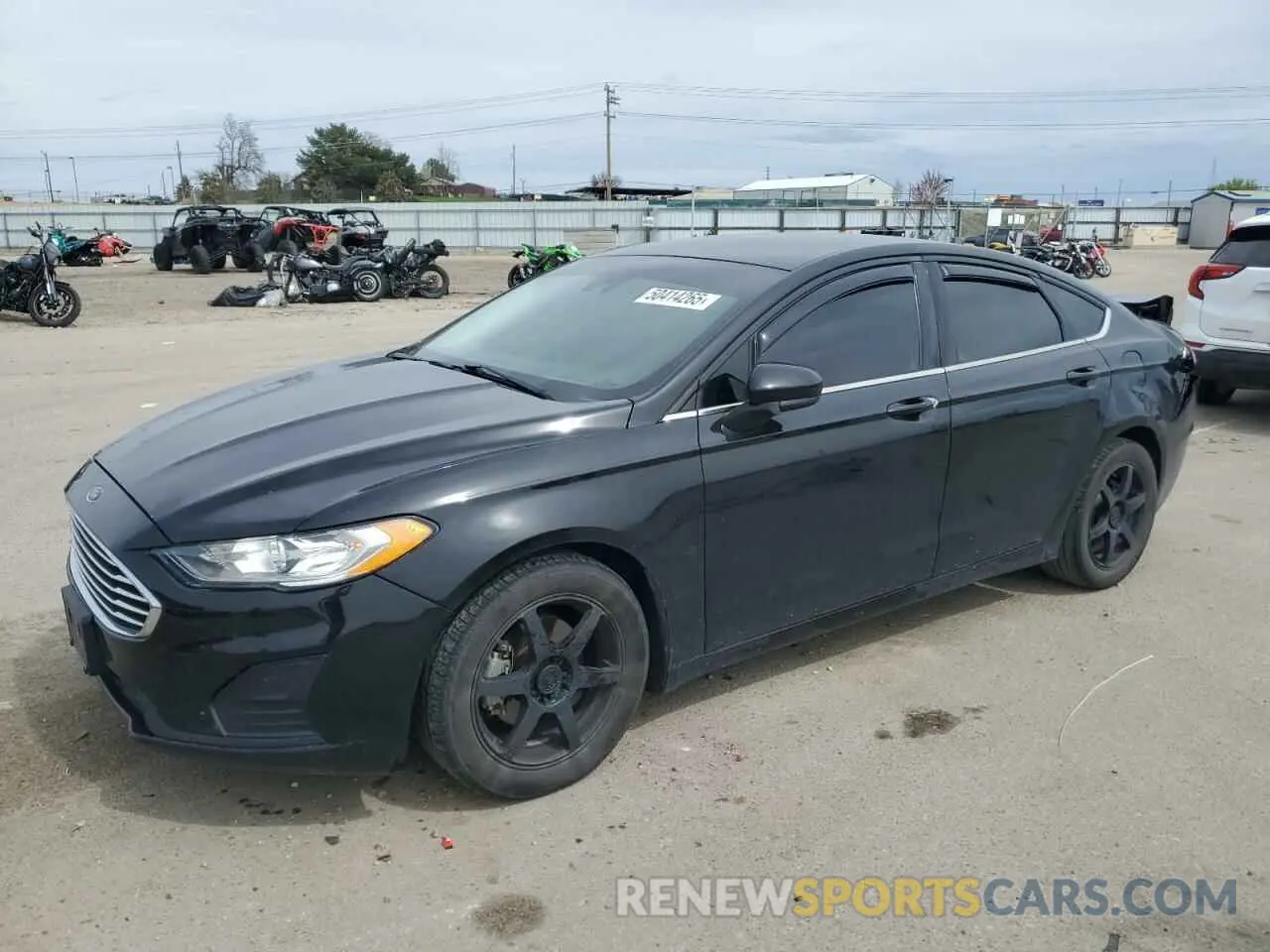 1 Photograph of a damaged car 3FA6P0HD2KR284785 FORD FUSION 2019
