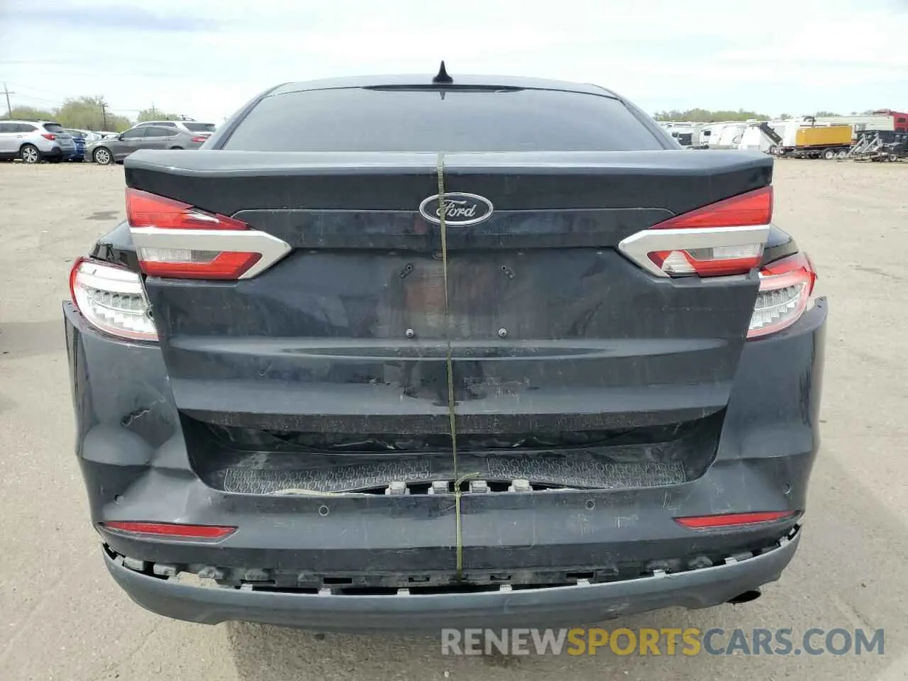6 Photograph of a damaged car 3FA6P0HD2KR284785 FORD FUSION 2019