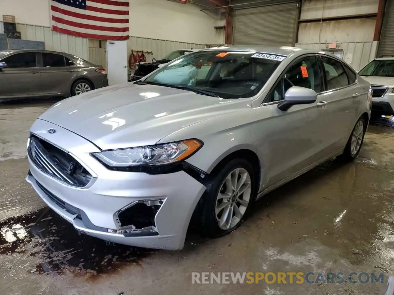 1 Photograph of a damaged car 3FA6P0HD3KR246854 FORD FUSION 2019