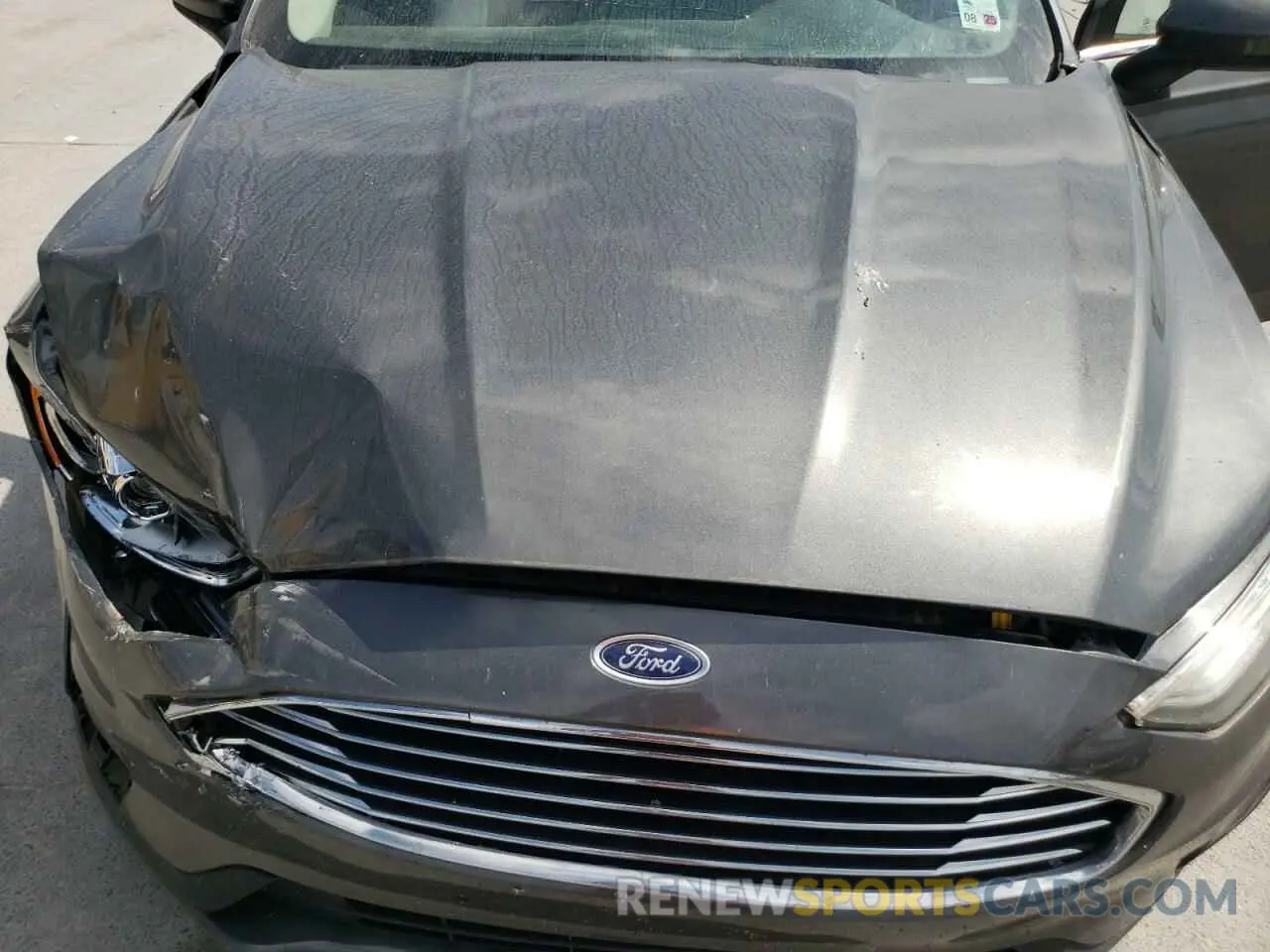 11 Photograph of a damaged car 3FA6P0HD3KR261872 FORD FUSION 2019