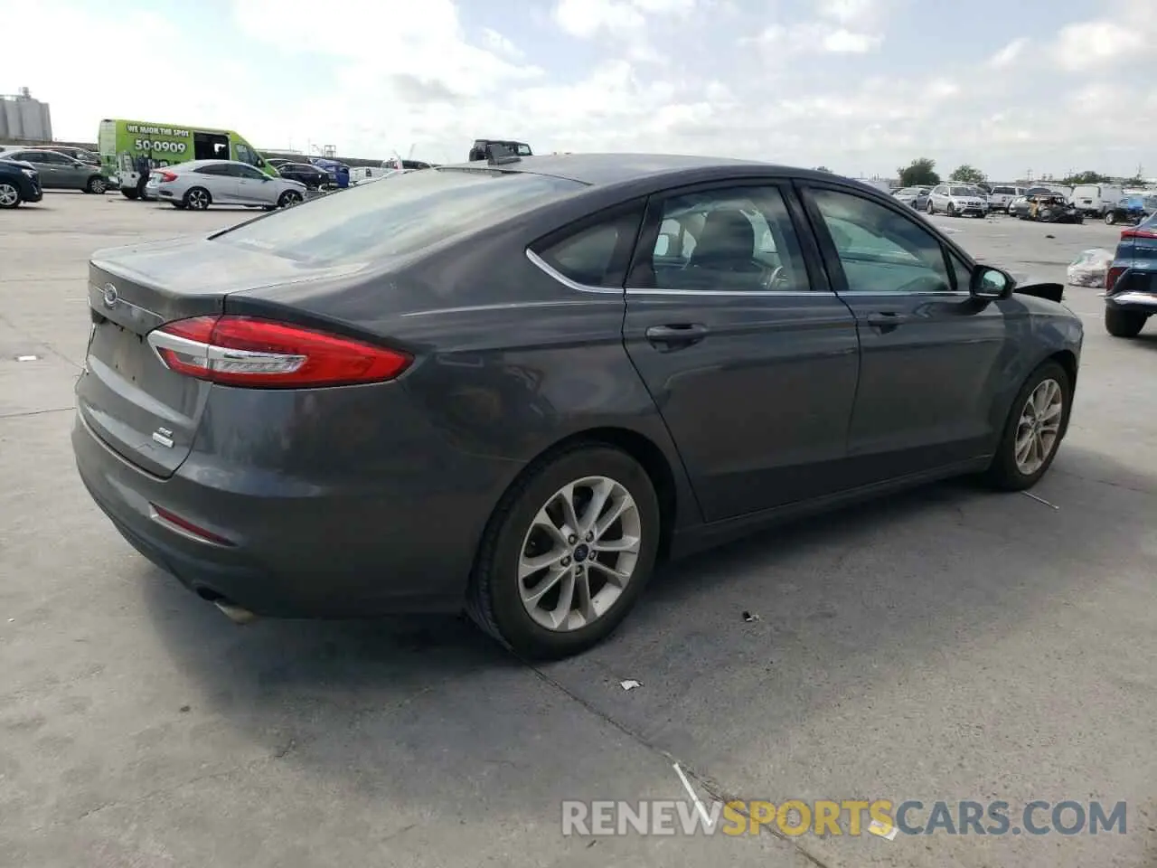 3 Photograph of a damaged car 3FA6P0HD3KR261872 FORD FUSION 2019