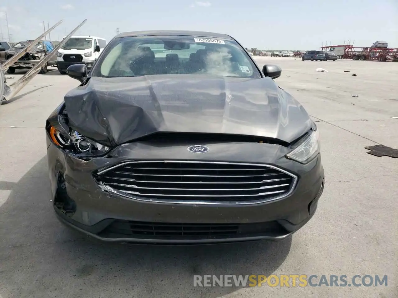 5 Photograph of a damaged car 3FA6P0HD3KR261872 FORD FUSION 2019