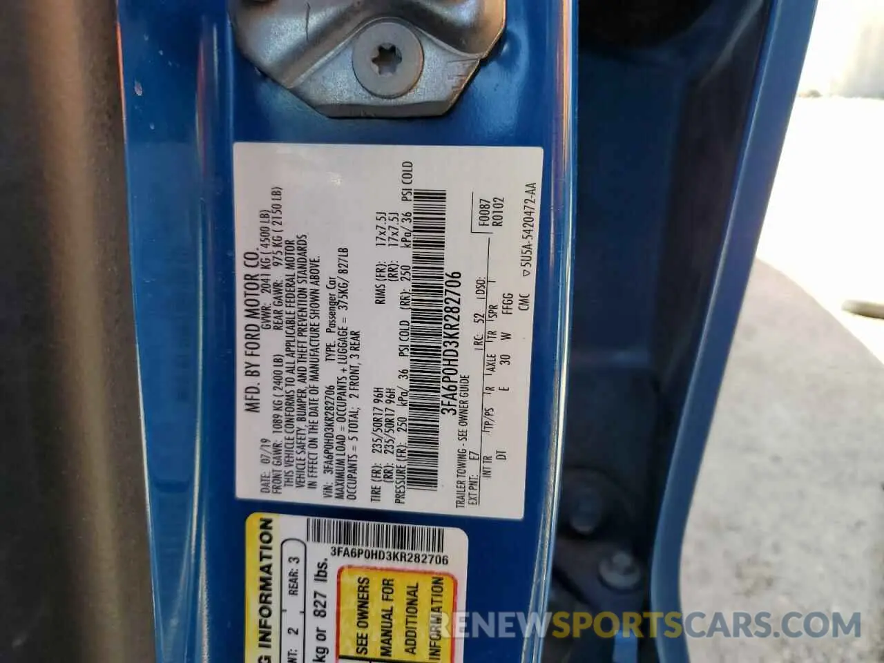 13 Photograph of a damaged car 3FA6P0HD3KR282706 FORD FUSION 2019
