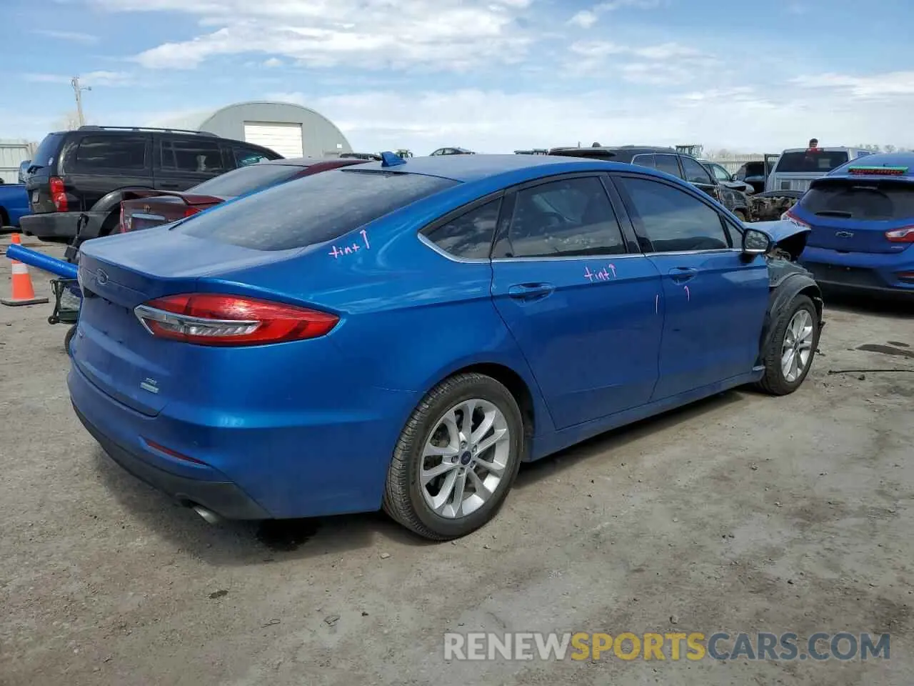 3 Photograph of a damaged car 3FA6P0HD3KR282706 FORD FUSION 2019