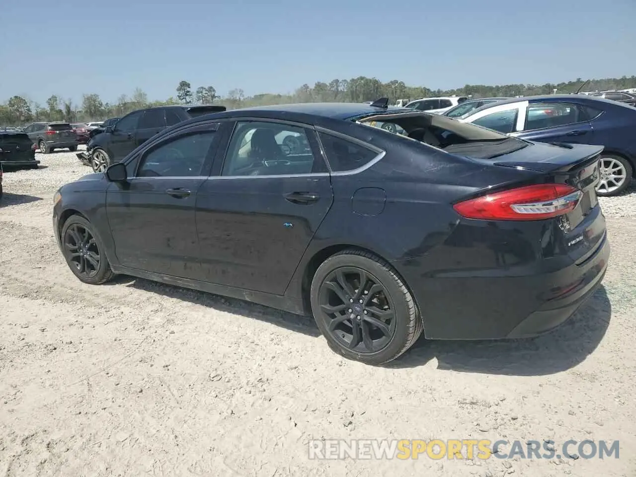 2 Photograph of a damaged car 3FA6P0HD4KR103346 FORD FUSION 2019