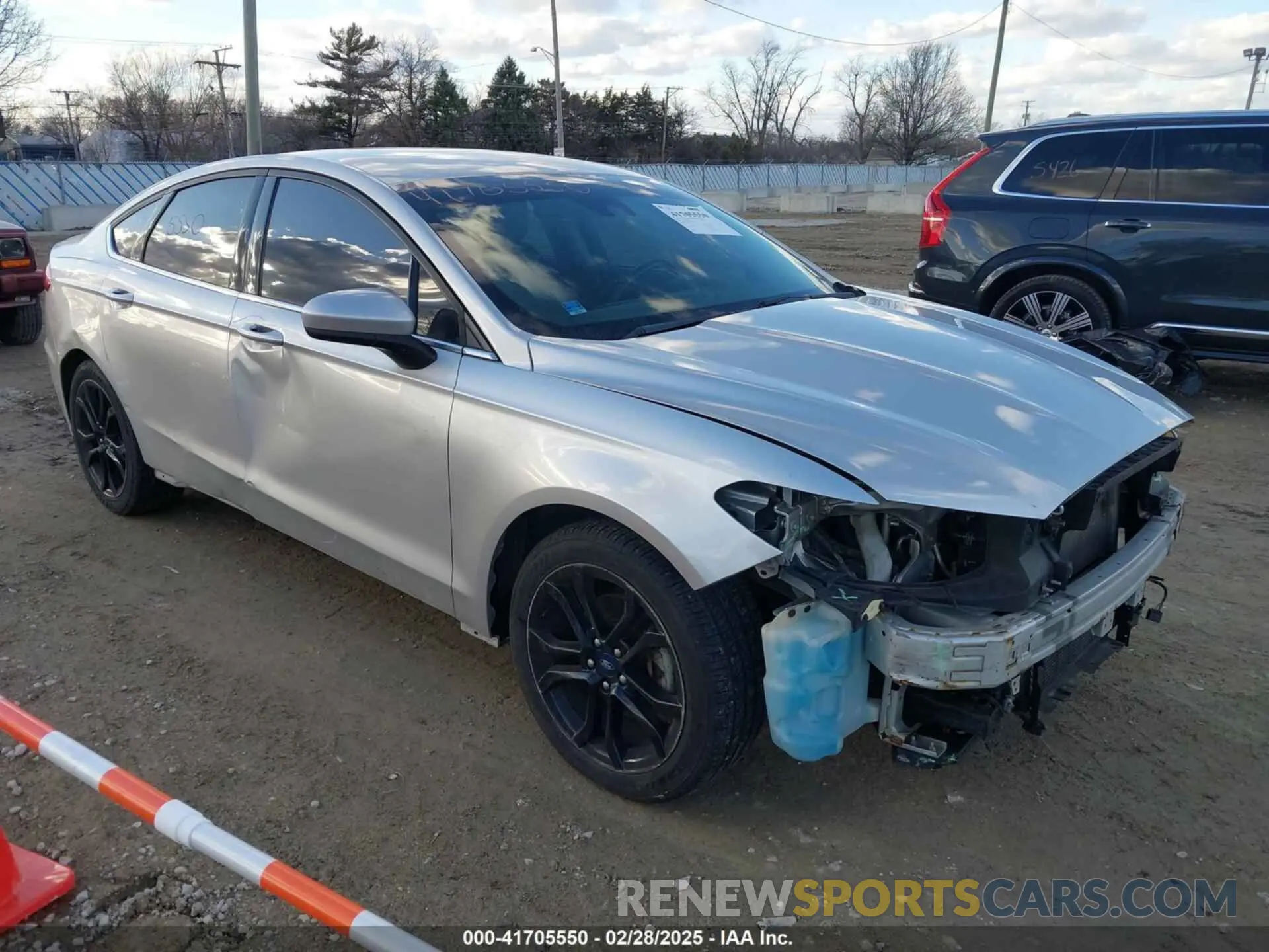 1 Photograph of a damaged car 3FA6P0HD4KR129090 FORD FUSION 2019