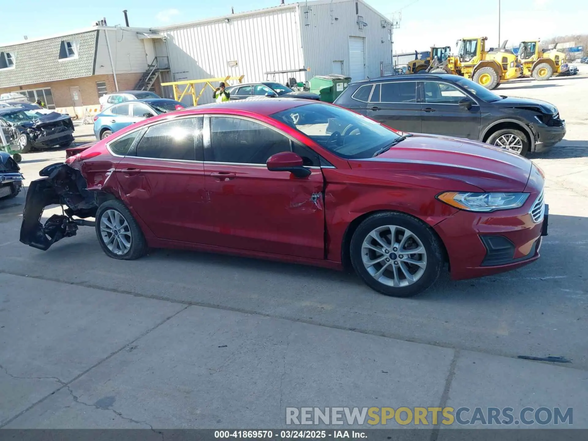 13 Photograph of a damaged car 3FA6P0HD4KR132068 FORD FUSION 2019