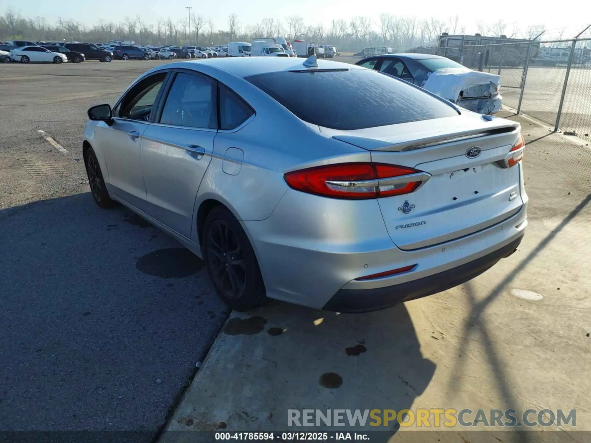 3 Photograph of a damaged car 3FA6P0HD4KR161134 FORD FUSION 2019