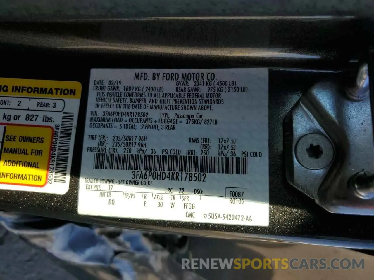 12 Photograph of a damaged car 3FA6P0HD4KR178502 FORD FUSION 2019