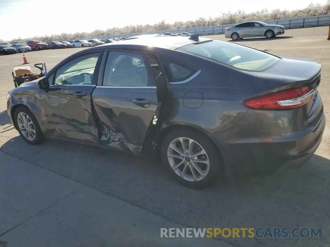 2 Photograph of a damaged car 3FA6P0HD4KR178502 FORD FUSION 2019