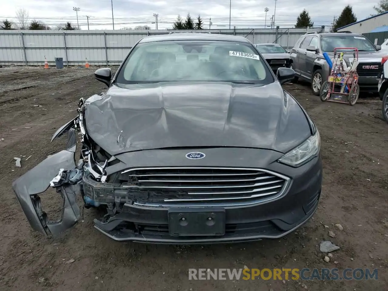 5 Photograph of a damaged car 3FA6P0HD4KR194859 FORD FUSION 2019