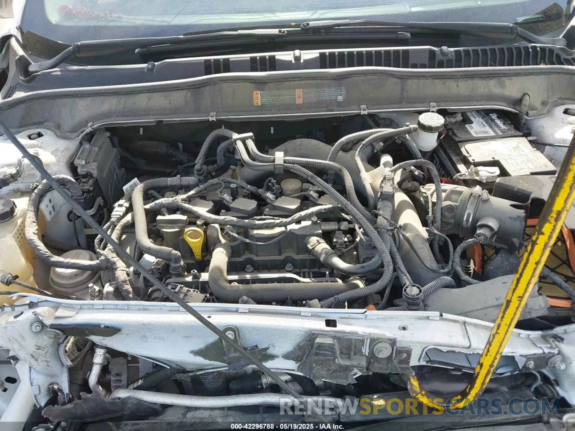 10 Photograph of a damaged car 3FA6P0HD4KR196062 FORD FUSION 2019