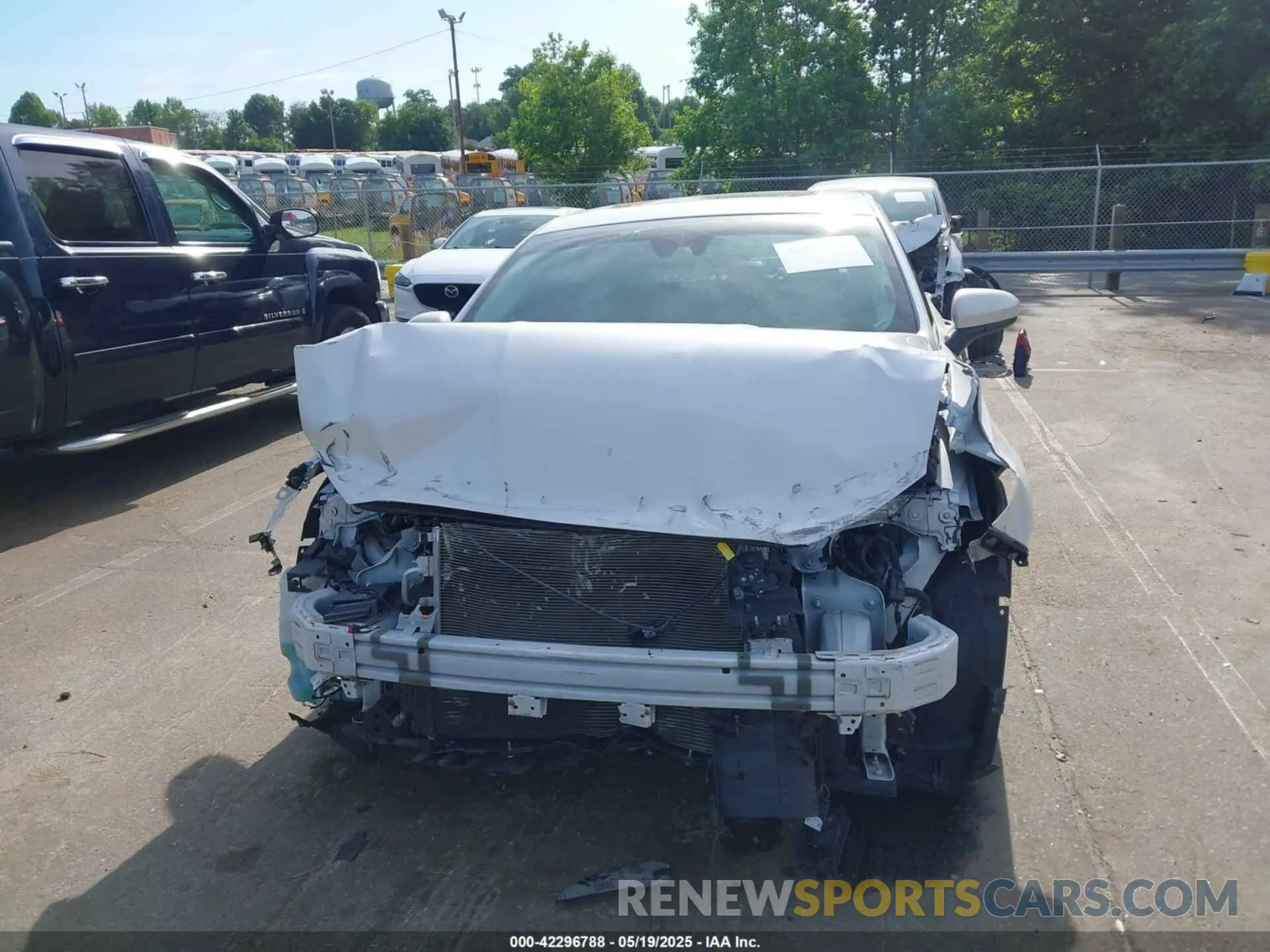 13 Photograph of a damaged car 3FA6P0HD4KR196062 FORD FUSION 2019
