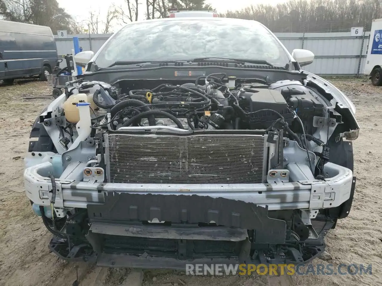 5 Photograph of a damaged car 3FA6P0HD4KR200742 FORD FUSION 2019