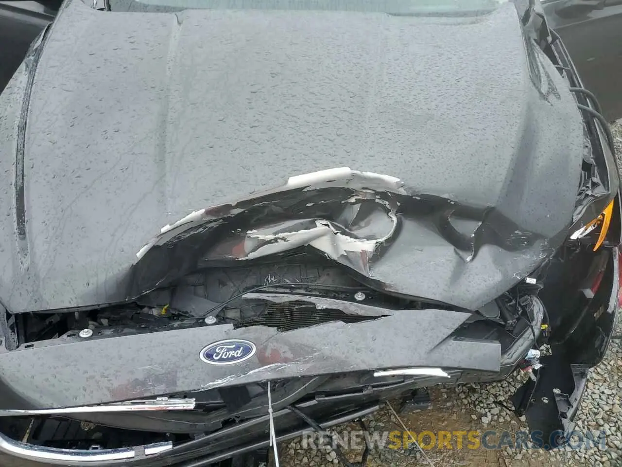 11 Photograph of a damaged car 3FA6P0HD4KR215810 FORD FUSION 2019