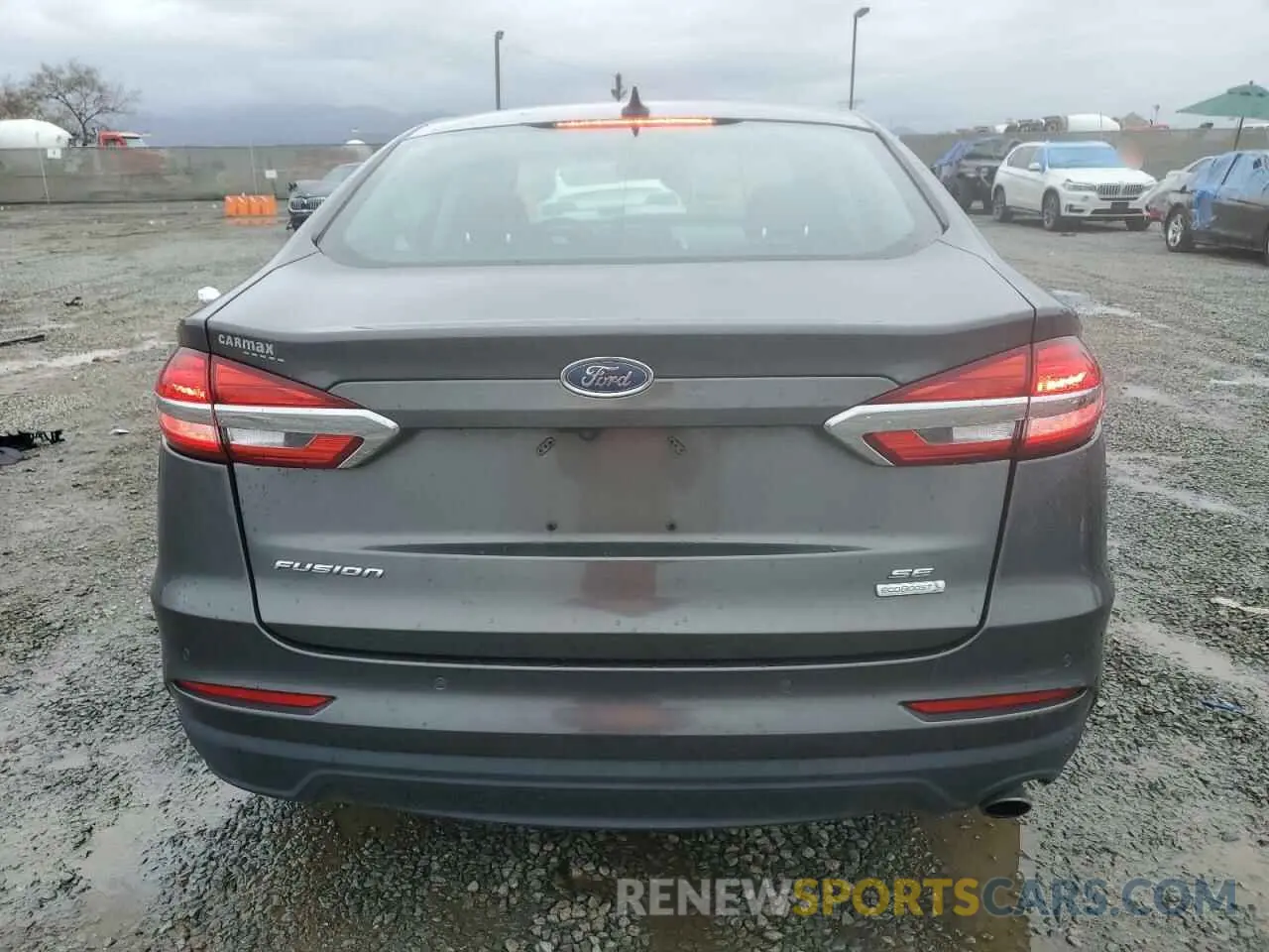 6 Photograph of a damaged car 3FA6P0HD4KR215810 FORD FUSION 2019