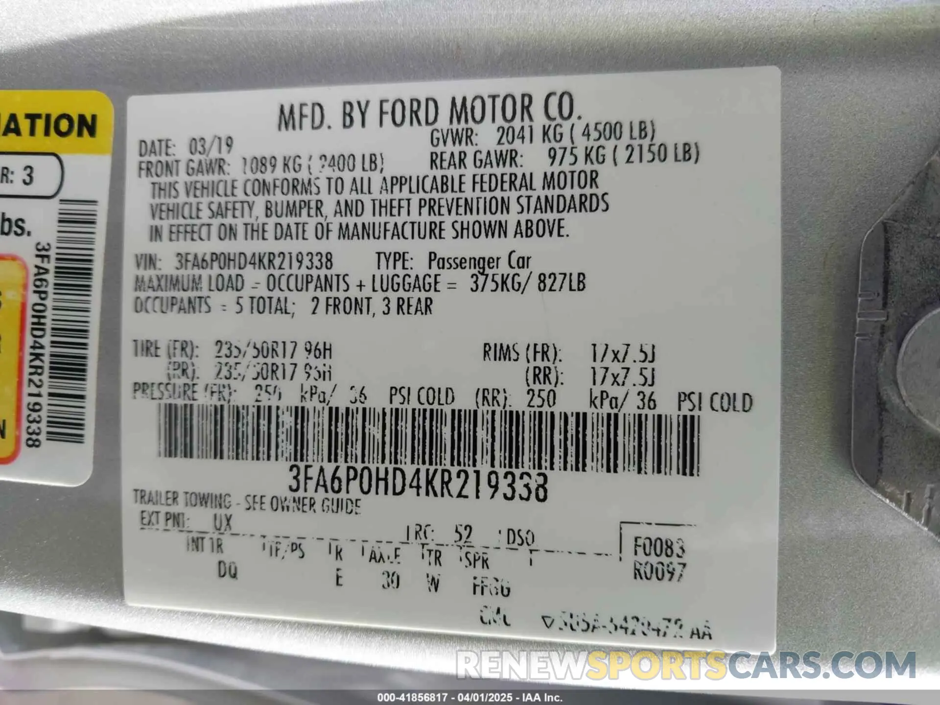 9 Photograph of a damaged car 3FA6P0HD4KR219338 FORD FUSION 2019