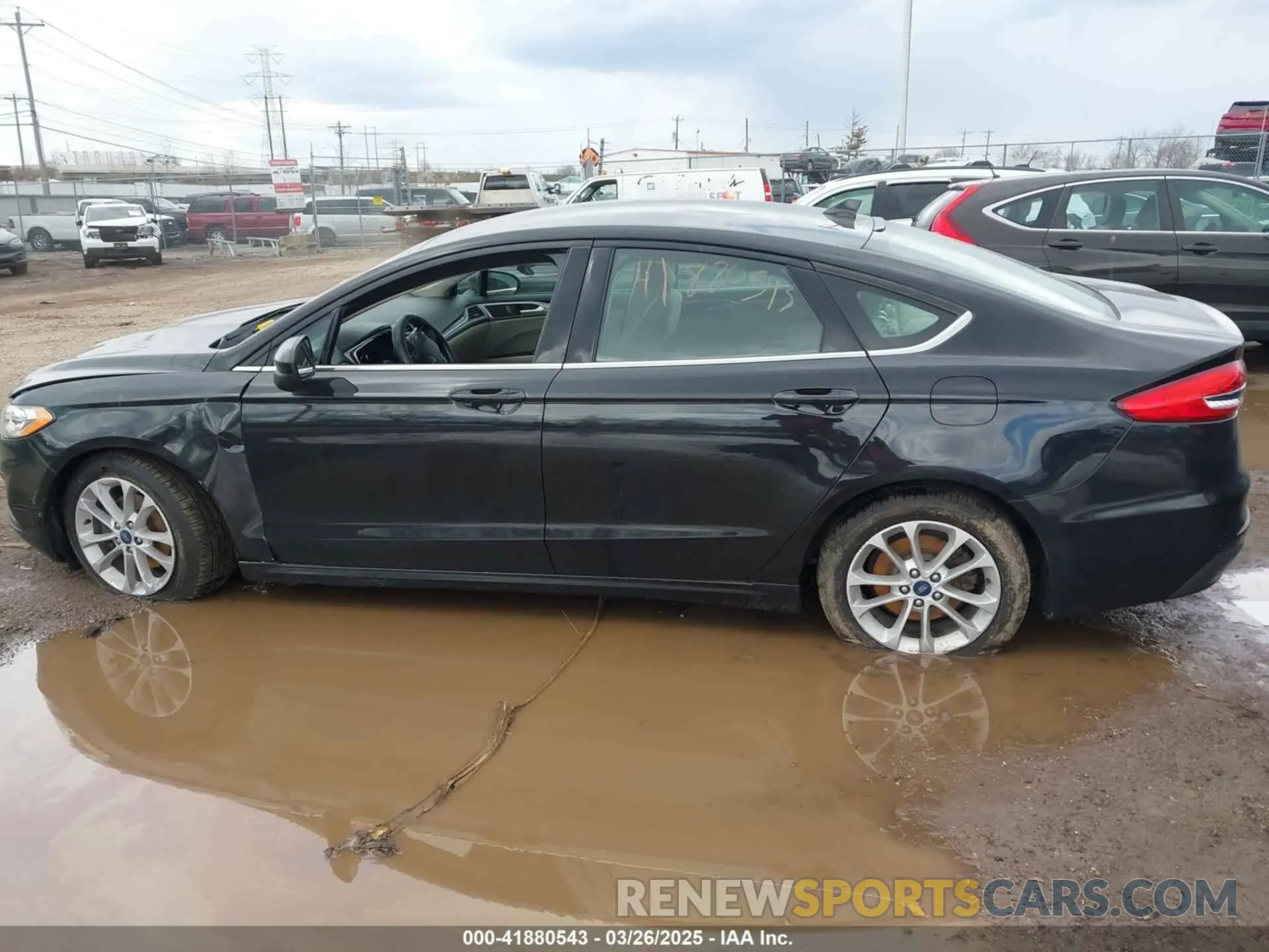 14 Photograph of a damaged car 3FA6P0HD4KR248841 FORD FUSION 2019