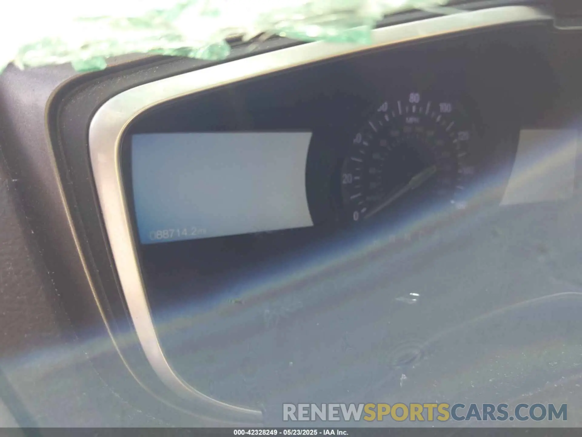 14 Photograph of a damaged car 3FA6P0HD4KR268412 FORD FUSION 2019