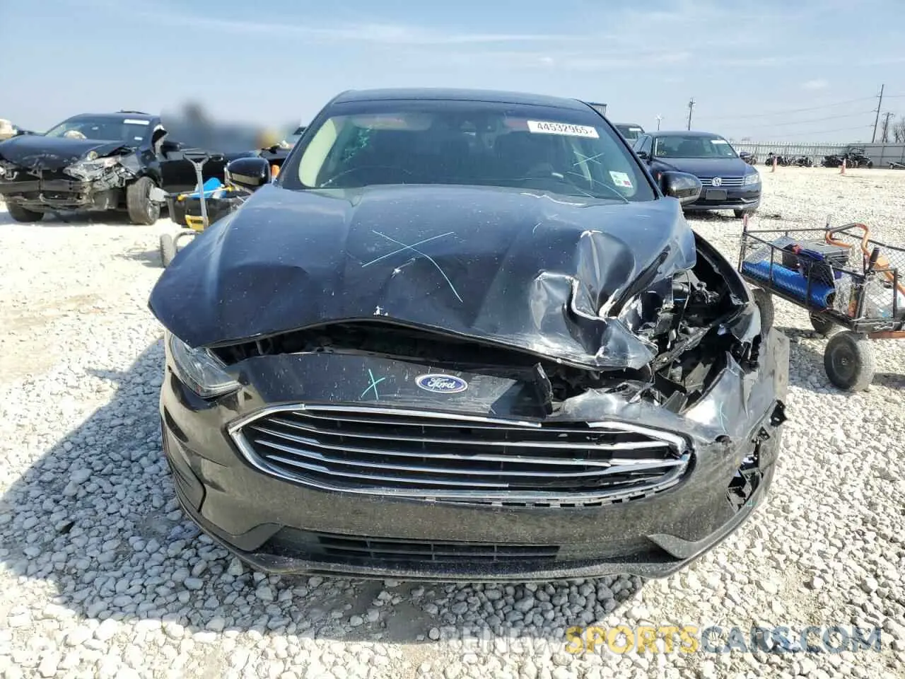 5 Photograph of a damaged car 3FA6P0HD4KR280558 FORD FUSION 2019