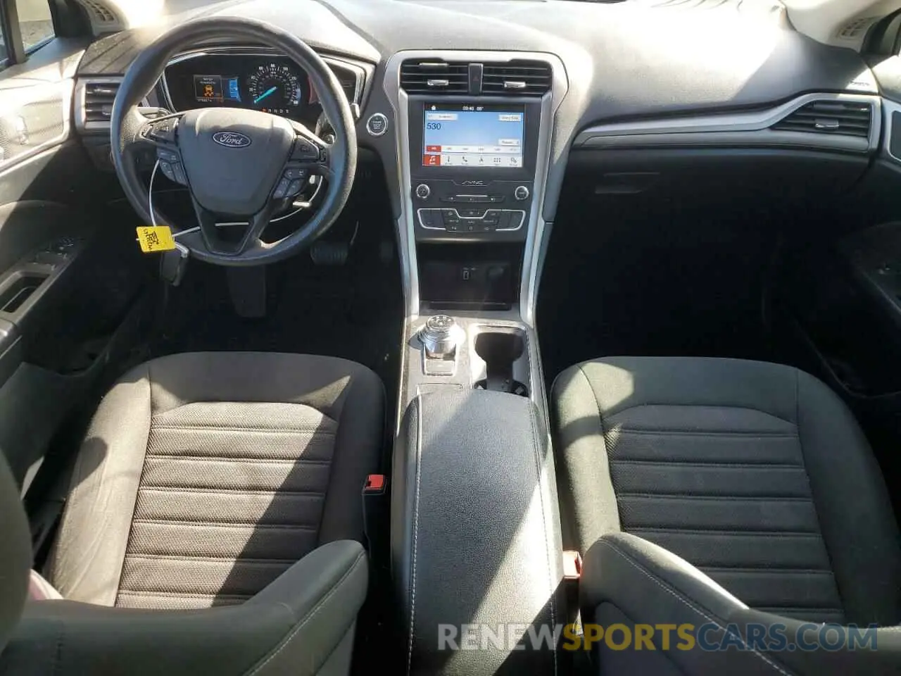 8 Photograph of a damaged car 3FA6P0HD4KR280558 FORD FUSION 2019