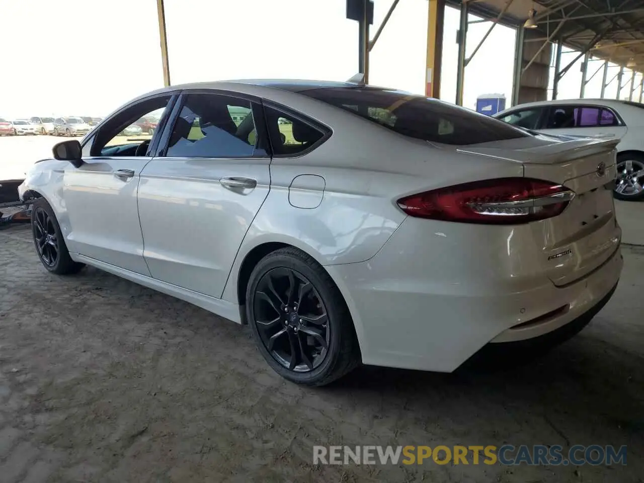 2 Photograph of a damaged car 3FA6P0HD5KR108572 FORD FUSION 2019