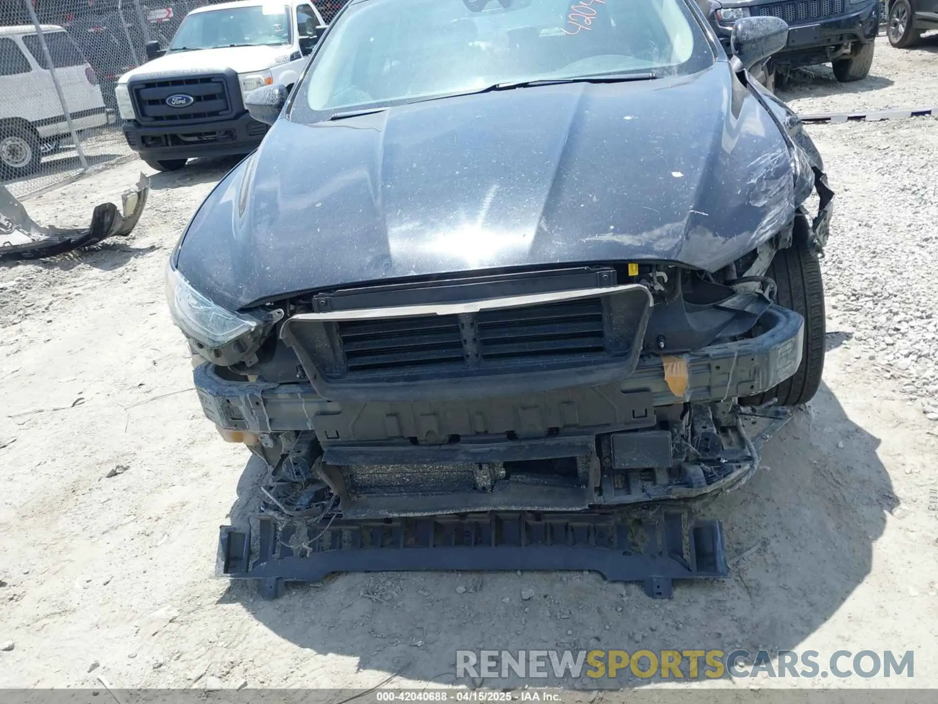 12 Photograph of a damaged car 3FA6P0HD5KR126859 FORD FUSION 2019