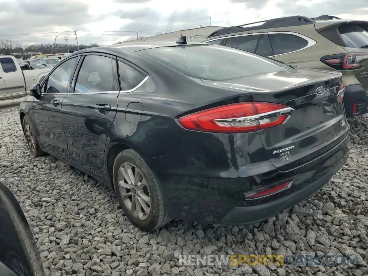 2 Photograph of a damaged car 3FA6P0HD5KR160798 FORD FUSION 2019