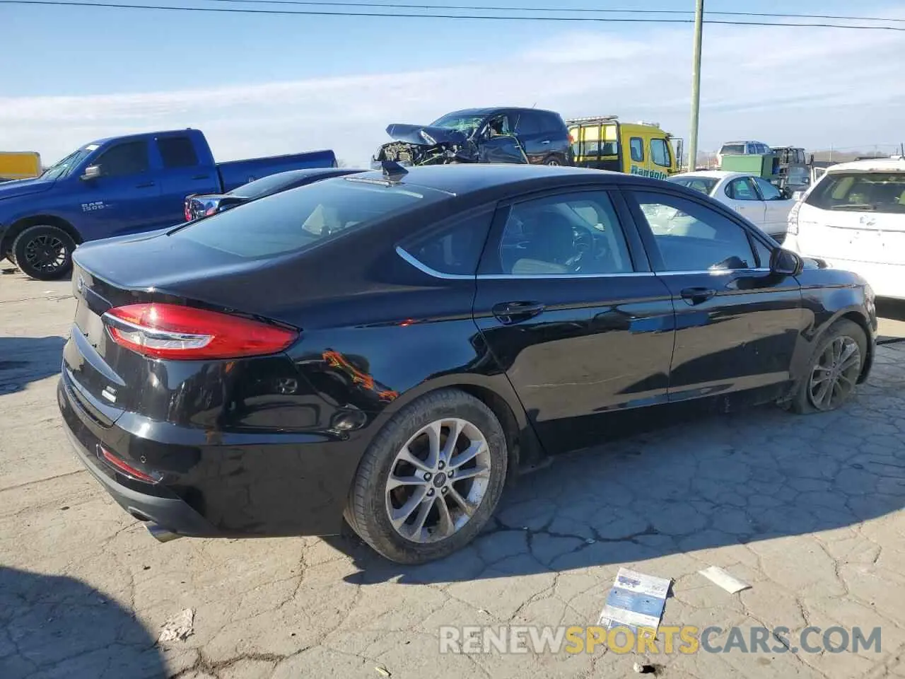 3 Photograph of a damaged car 3FA6P0HD5KR160798 FORD FUSION 2019