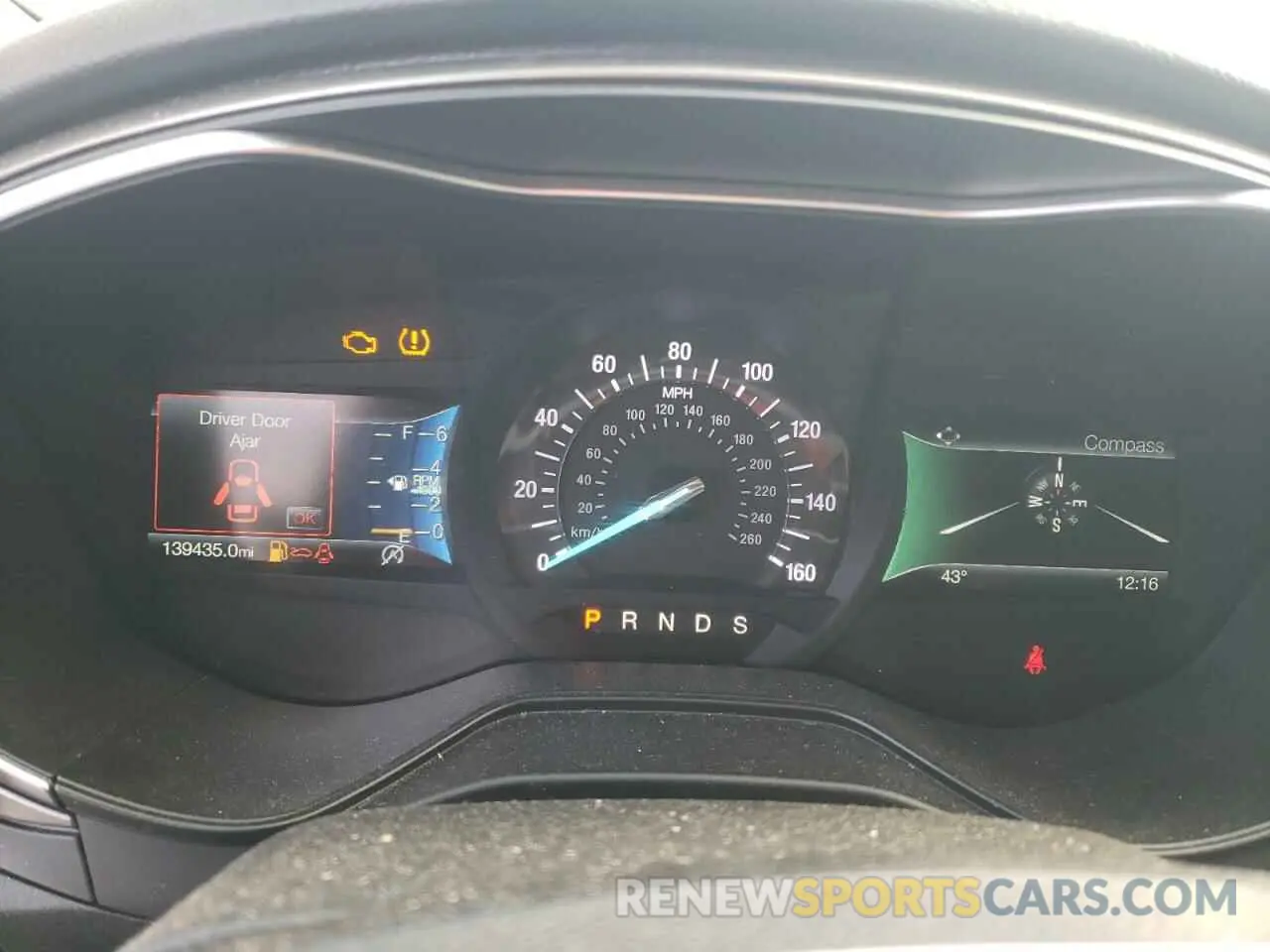9 Photograph of a damaged car 3FA6P0HD5KR160798 FORD FUSION 2019