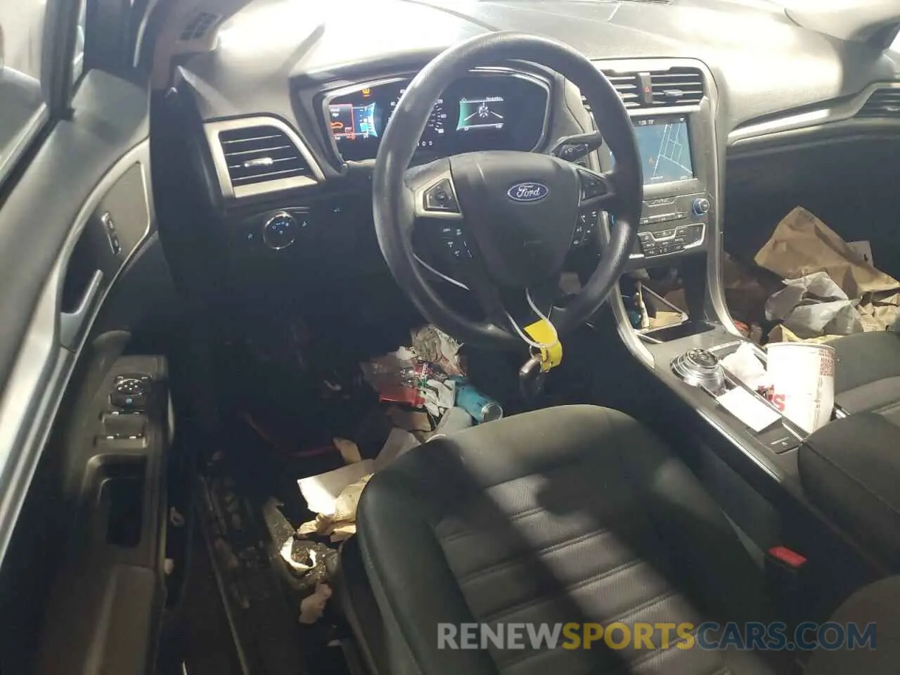 8 Photograph of a damaged car 3FA6P0HD5KR231563 FORD FUSION 2019