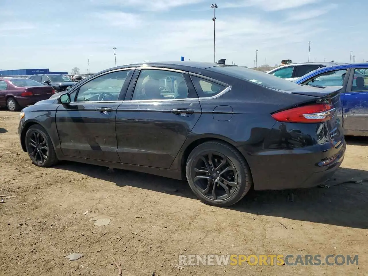 2 Photograph of a damaged car 3FA6P0HD5KR249609 FORD FUSION 2019