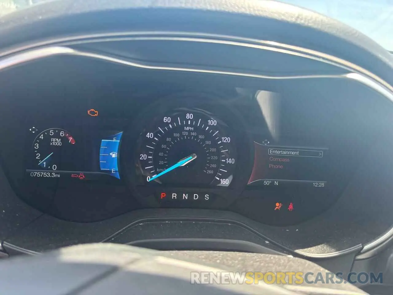 9 Photograph of a damaged car 3FA6P0HD5KR249609 FORD FUSION 2019