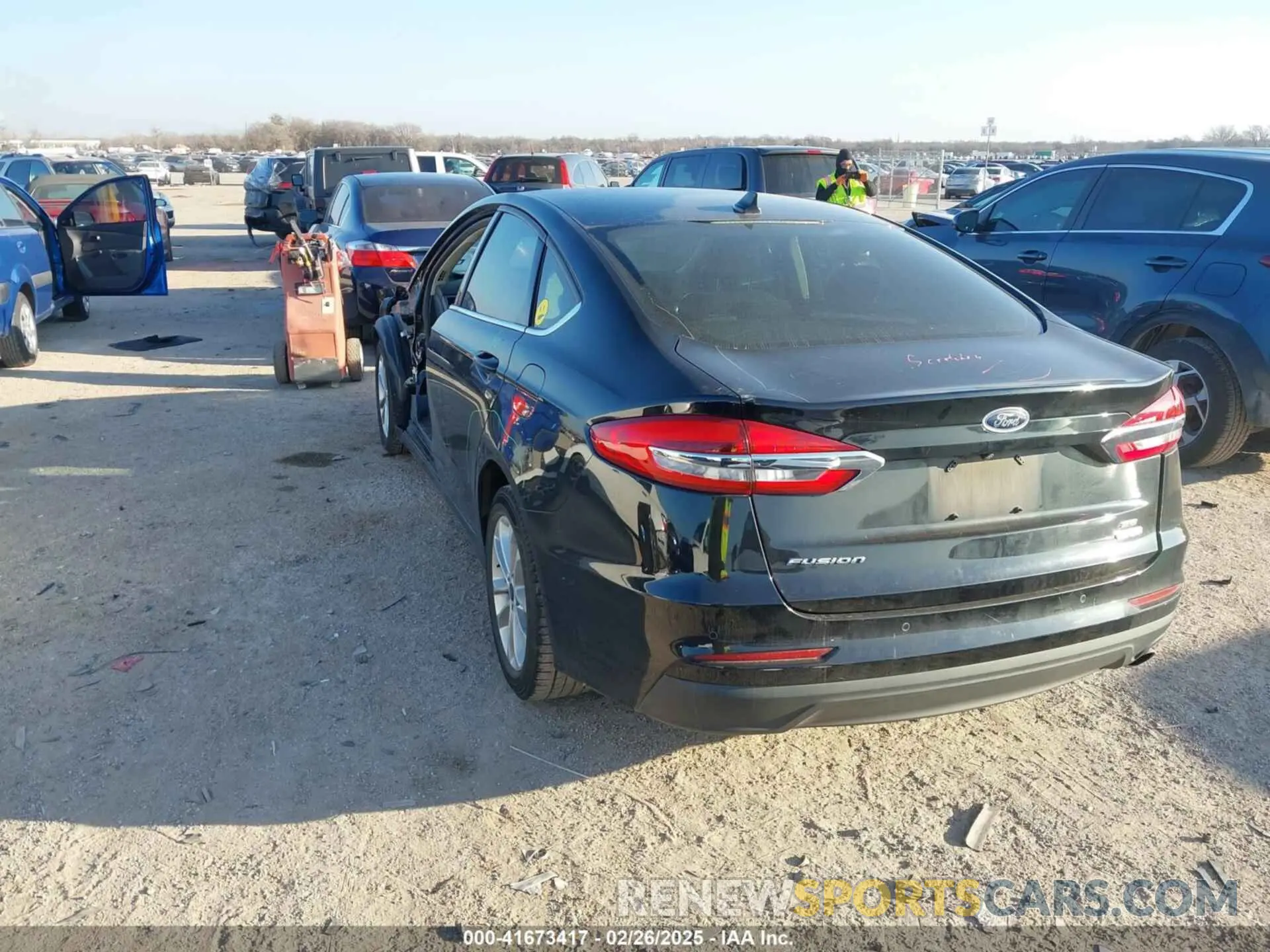 3 Photograph of a damaged car 3FA6P0HD6KR132167 FORD FUSION 2019