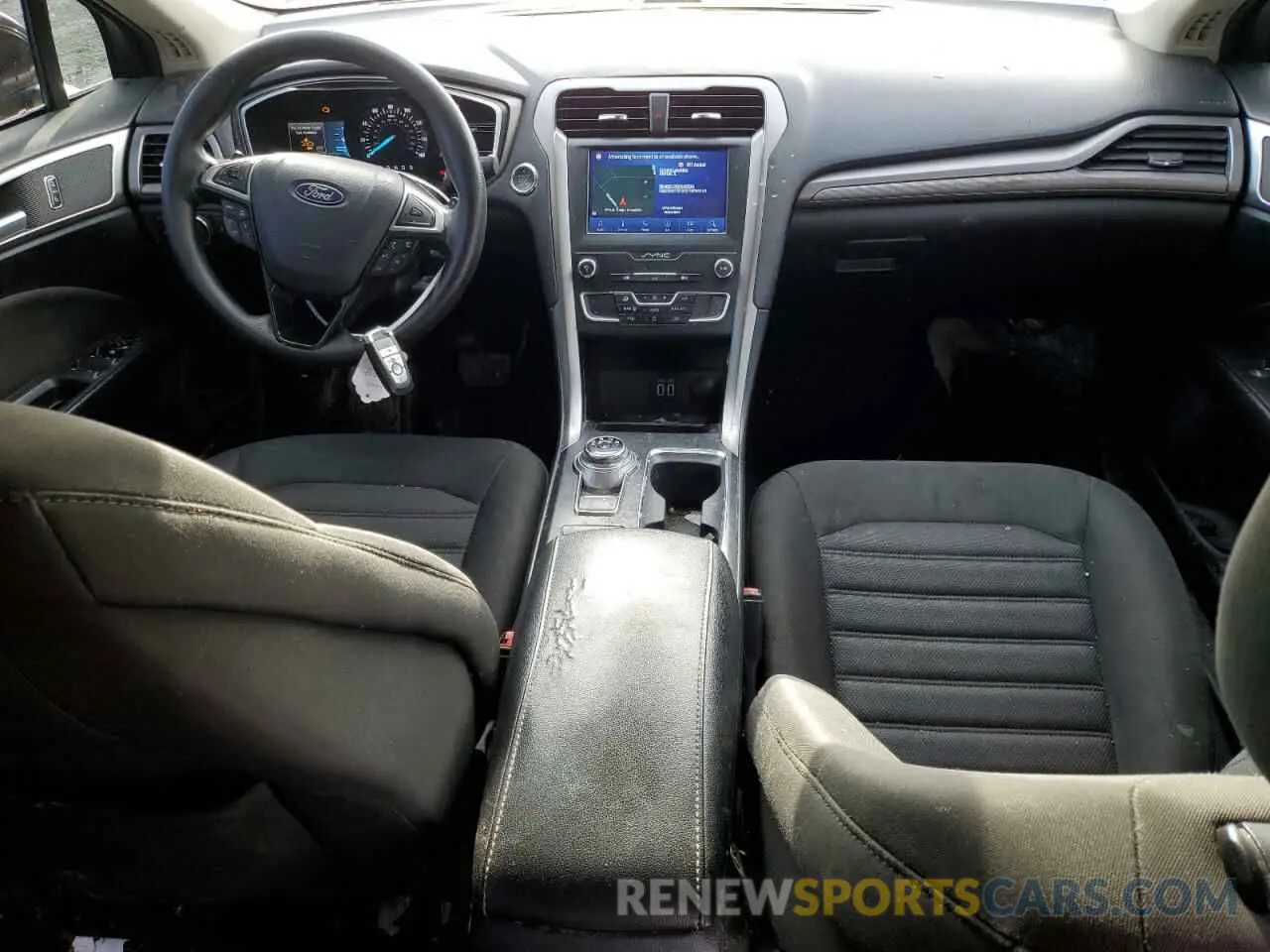 8 Photograph of a damaged car 3FA6P0HD6KR164200 FORD FUSION 2019