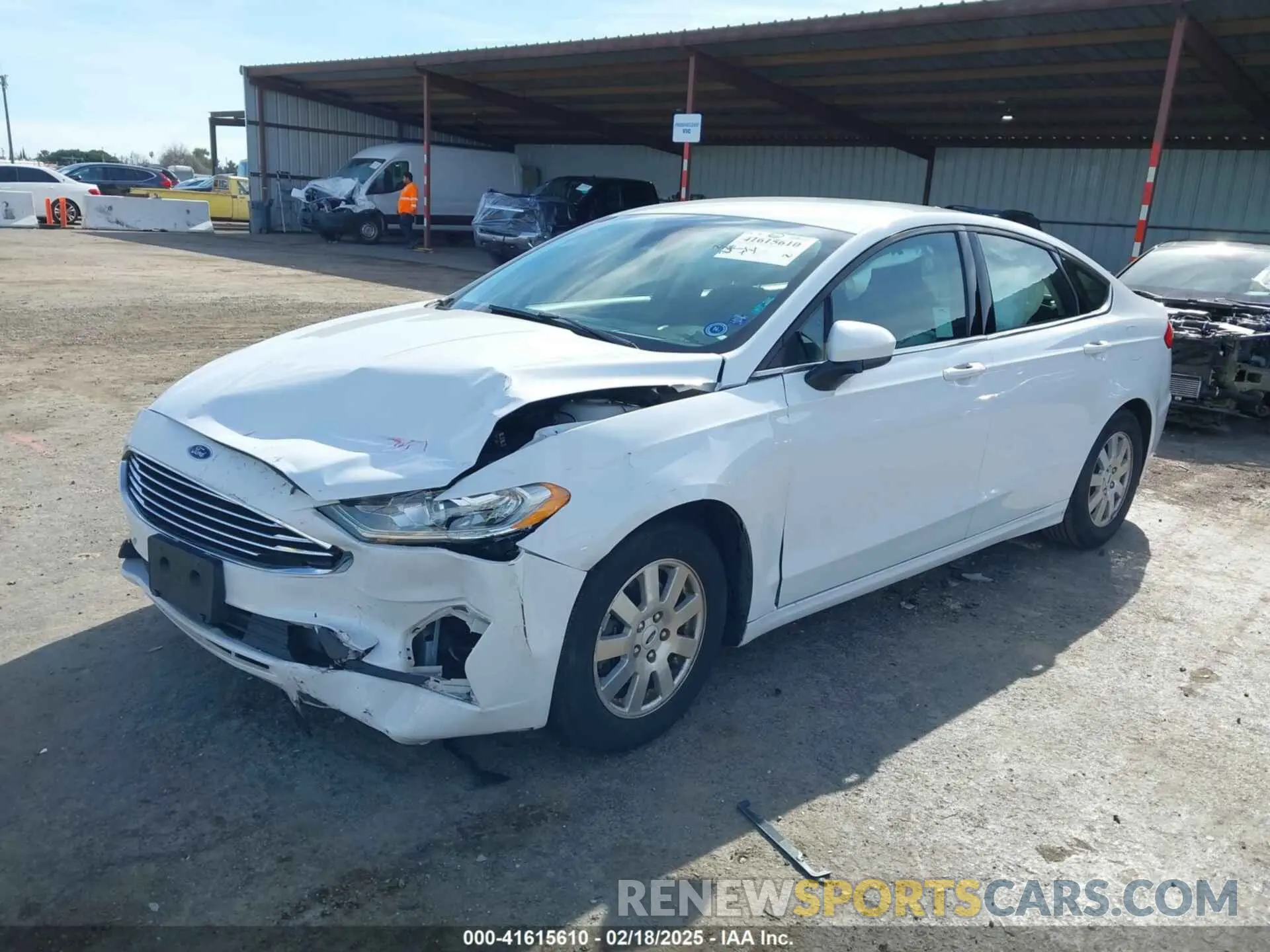 6 Photograph of a damaged car 3FA6P0HD6KR201777 FORD FUSION 2019